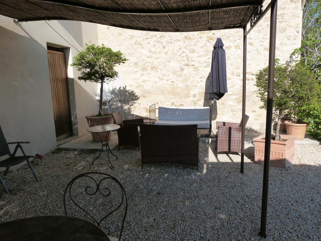 Maison D'Hotes Bastide St Victor A 2,5 Kilometres De Lourmarin Puyvert Exterior foto