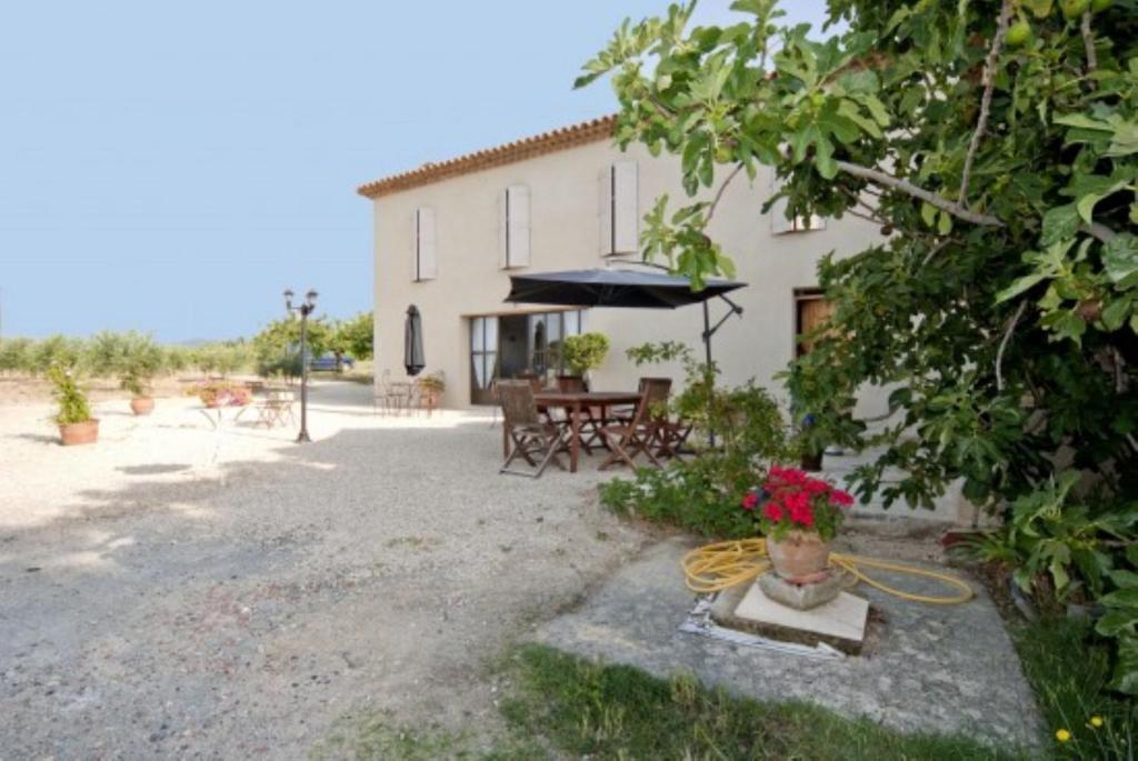 Maison D'Hotes Bastide St Victor A 2,5 Kilometres De Lourmarin Puyvert Habitación foto